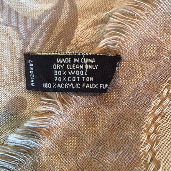 Eyeful, Tan/Beige, intricate design, wrap/shawl w/faux fur collar, One Size - Picture 8 of 10